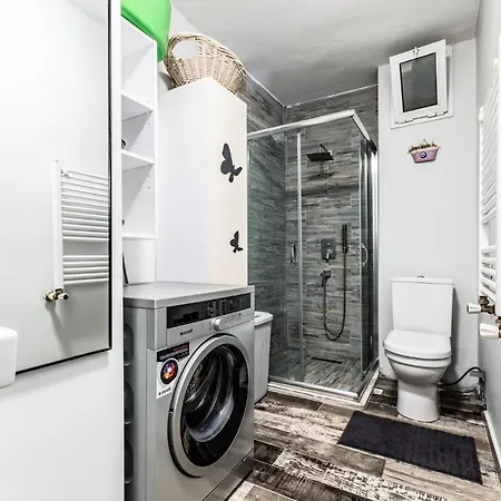 Lejlighed Cozy Flat 3 Min To Cevahir Shopping Mall In Sisli *
